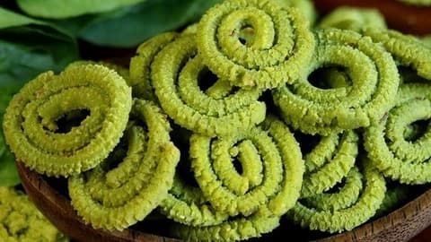 Palak Muruku